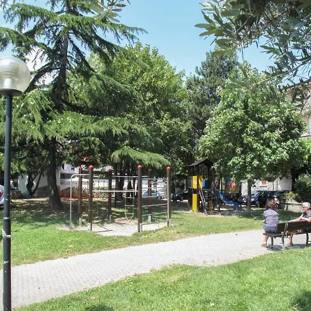 Oro Del Lario-4 By Interhome * بيلانو