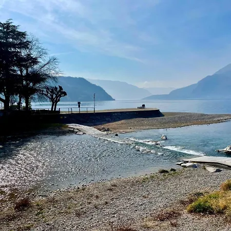 Oro Del Lario-4 By Interhome
